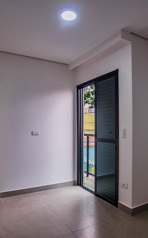 Casa à venda com 130m², 3 quartos e 2 vagas Casa à venda com 130m², 3 quartos e 2 vagas Suíte