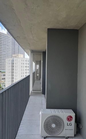 Apartamento à venda com 42m², 1 quarto e 1 vaga Apartamento à venda com 42m², 1 quarto e 1 vagaVaranda