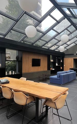 Apartamento à venda com 42m², 1 quarto e 1 vaga Apartamento à venda com 42m², 1 quarto e 1 vagaÁrea comum - Salão de festa / jogos