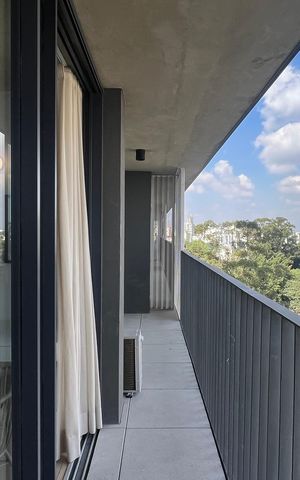 Apartamento à venda com 42m², 1 quarto e 1 vaga Apartamento à venda com 42m², 1 quarto e 1 vagaVaranda