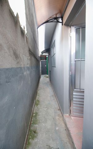 Casa para alugar com 60m², 1 quarto e 1 vagaQuintal