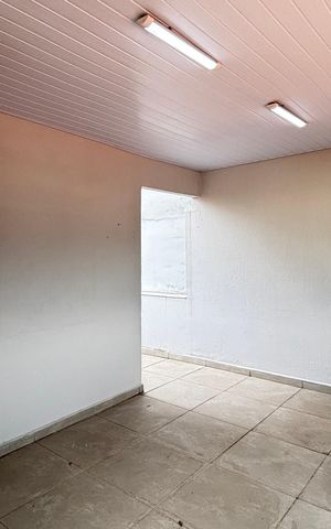 Casa à venda com 162m², 3 quartos e 3 vagas Casa à venda com 162m², 3 quartos e 3 vagasChurrasqueira