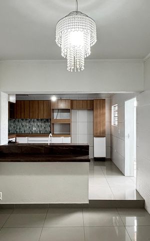 Casa à venda com 162m², 3 quartos e 3 vagas Casa à venda com 162m², 3 quartos e 3 vagasCozinha