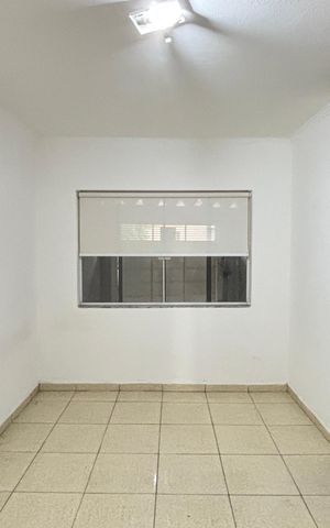 Casa à venda com 162m², 3 quartos e 3 vagas Casa à venda com 162m², 3 quartos e 3 vagasQuarto 1