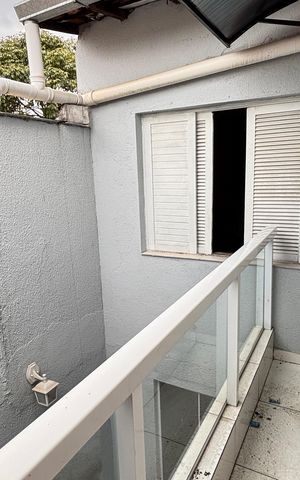 Casa à venda com 162m², 3 quartos e 3 vagas Casa à venda com 162m², 3 quartos e 3 vagasÁrea de Serviço