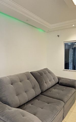 Casa à venda com 162m², 3 quartos e 3 vagas Casa à venda com 162m², 3 quartos e 3 vagasSala