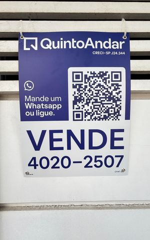 Casa à venda com 162m², 3 quartos e 3 vagas Casa à venda com 162m², 3 quartos e 3 vagasFachada