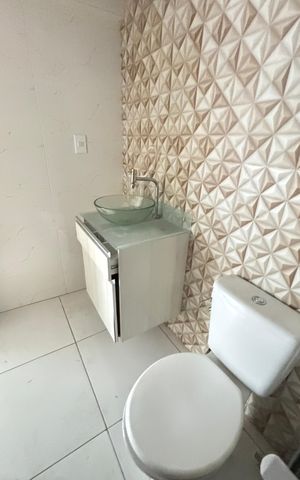 Casa à venda com 162m², 3 quartos e 3 vagas Casa à venda com 162m², 3 quartos e 3 vagasBanheiro