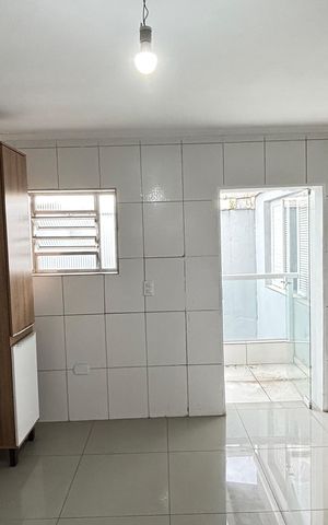 Casa à venda com 162m², 3 quartos e 3 vagas Casa à venda com 162m², 3 quartos e 3 vagasCozinha