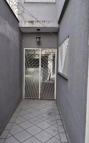Casa à venda com 175m², 3 quartos e sem vaga Casa à venda com 175m², 3 quartos e sem vagaÁrea Externa