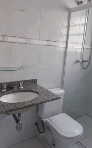 Casa à venda com 175m², 3 quartos e sem vaga Casa à venda com 175m², 3 quartos e sem vagaBanheiro 1