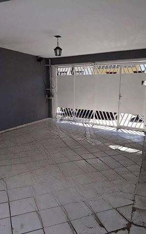 Casa à venda com 175m², 3 quartos e sem vaga Casa à venda com 175m², 3 quartos e sem vagaGaragem