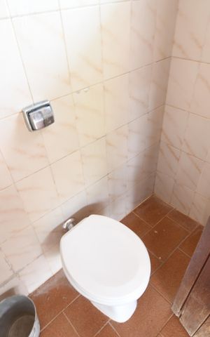 Casa para alugar com 300m², 3 quartos e 12 vagasBanheiro de serviço