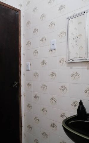 Casa à venda com 330m², 4 quartos e 6 vagasBanheiro
