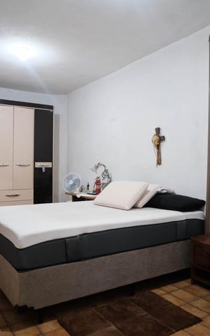 Casa à venda com 330m², 4 quartos e 6 vagasQuarto 3 