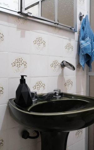 Casa à venda com 330m², 4 quartos e 6 vagasBanheiro