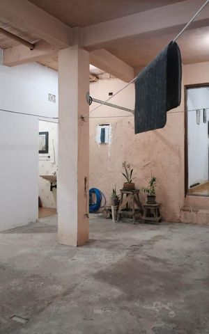 Casa à venda com 330m², 4 quartos e 6 vagasGaragem