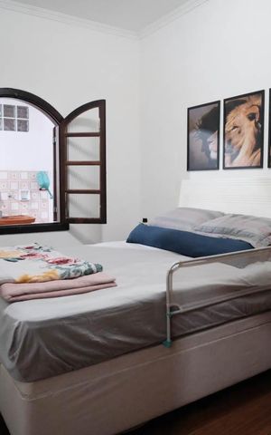 Casa à venda com 330m², 4 quartos e 6 vagasSuíte