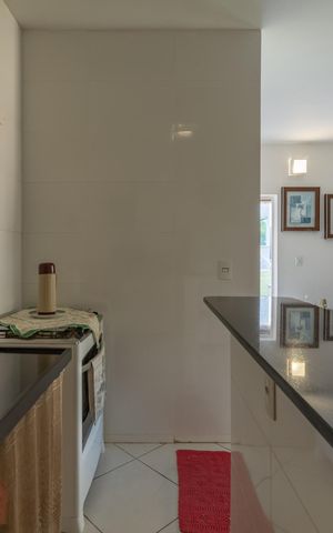 Casa à venda com 490m², 5 quartos e 8 vagas Casa à venda com 490m², 5 quartos e 8 vagasCozinha - Casa 2