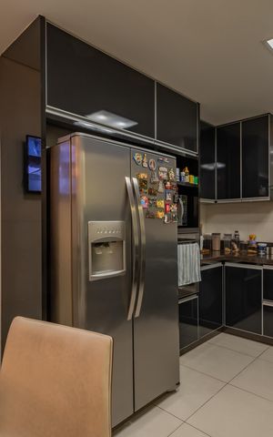 Casa à venda com 490m², 5 quartos e 8 vagas Casa à venda com 490m², 5 quartos e 8 vagasCozinha