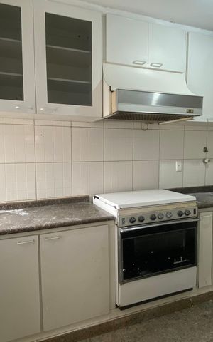 Casa para alugar com 134m², 4 quartos e 2 vagas Casa para alugar com 134m², 4 quartos e 2 vagasCozinha