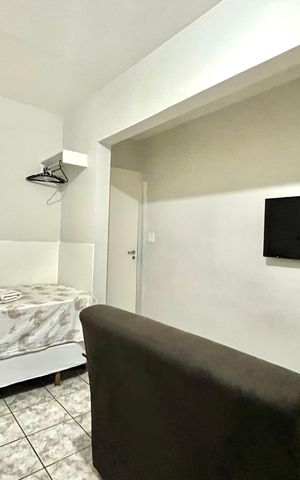 Studio à venda com 18m², 1 quarto e sem vaga Studio à venda com 18m², 1 quarto e sem vagaSala/Quarto