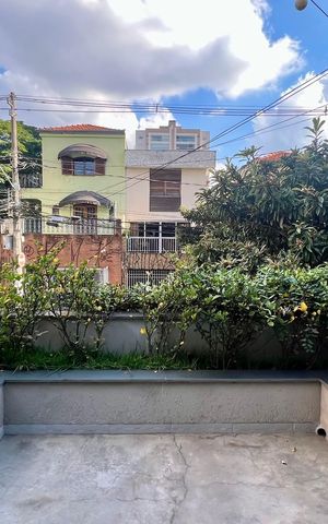 Casa para alugar com 150m², 2 quartos e 1 vaga Casa para alugar com 150m², 2 quartos e 1 vagaVaranda