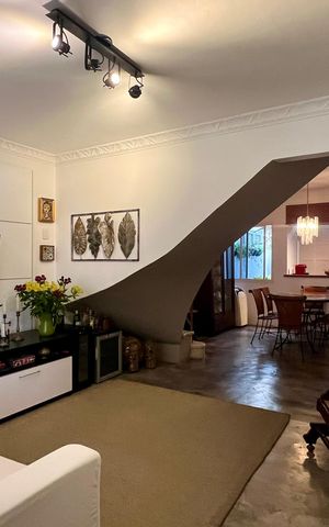 Casa para alugar com 150m², 2 quartos e 1 vaga Casa para alugar com 150m², 2 quartos e 1 vagaSala