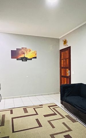 Casa à venda com 300m², 2 quartos e 2 vagas Casa à venda com 300m², 2 quartos e 2 vagasSala