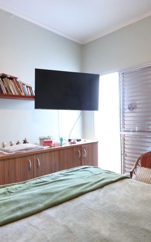 Casa à venda com 200m², 3 quartos e 2 vagasQuarto 1