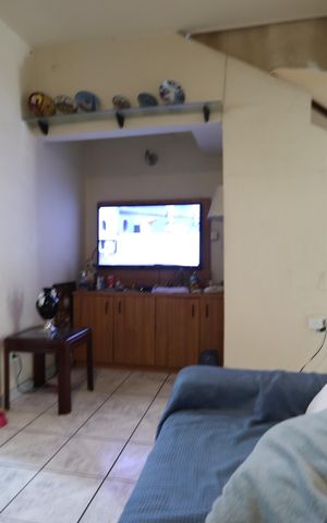 Casa à venda com 200m², 3 quartos e 2 vagasSala