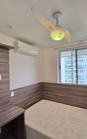 Apartamento à venda com 135m², 3 quartos e 2 vagas Apartamento à venda com 135m², 3 quartos e 2 vagasQuarto