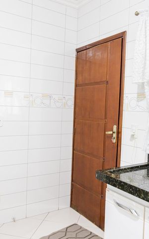 Casa à venda com 199m², 3 quartos e 5 vagas Casa à venda com 199m², 3 quartos e 5 vagasCozinha