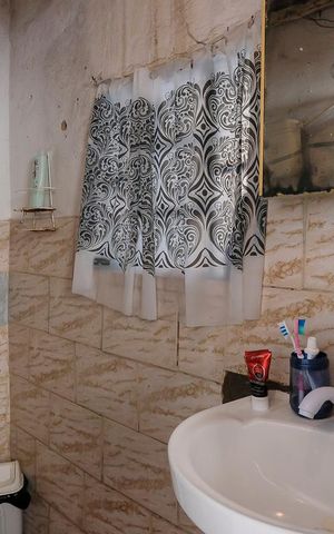 Casa à venda com 200m², 2 quartos e 2 vagasBanheiro
