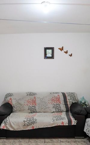 Casa à venda com 200m², 2 quartos e 2 vagasSala