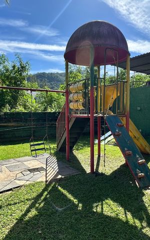 Casa de condomínio para alugar com 55m², 2 quartos e 1 vaga Casa de condomínio para alugar com 55m², 2 quartos e 1 vagaÁrea comum - Playground