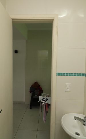 Casa à venda com 190m², 3 quartos e 4 vagasBanheiro 2
