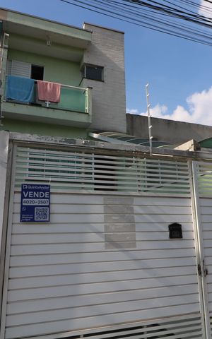 Casa à venda com 190m², 3 quartos e 4 vagasFachada