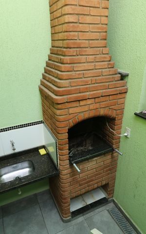 Casa à venda com 190m², 3 quartos e 4 vagasChurrasqueira