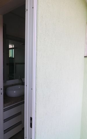 Casa à venda com 190m², 3 quartos e 4 vagasVaranda da Suíte