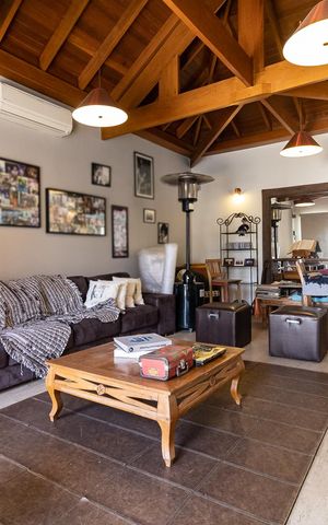 Casa à venda com 600m², 3 quartos e 7 vagas Casa à venda com 600m², 3 quartos e 7 vagasÁrea Gourmet