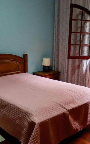 Casa à venda com 300m², 4 quartos e 2 vagas Casa à venda com 300m², 4 quartos e 2 vagasQuarto 2 - Suíte