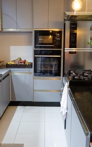 Casa à venda com 300m², 4 quartos e 2 vagas Casa à venda com 300m², 4 quartos e 2 vagasCozinha