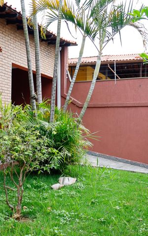 Casa à venda com 300m², 4 quartos e 2 vagas Casa à venda com 300m², 4 quartos e 2 vagasÁrea comum