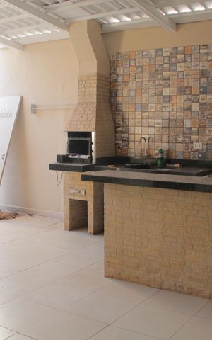Casa de condomínio à venda com 184m², 3 quartos e 3 vagasVaranda Churrasqueira 