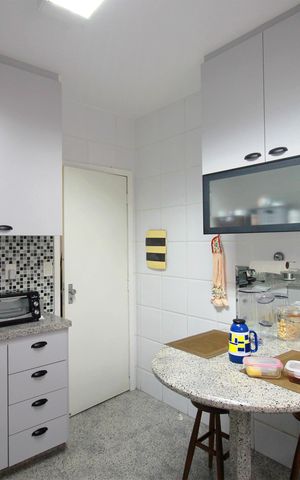 Apartamento à venda com 300m², 4 quartos e 2 vagasCozinha
