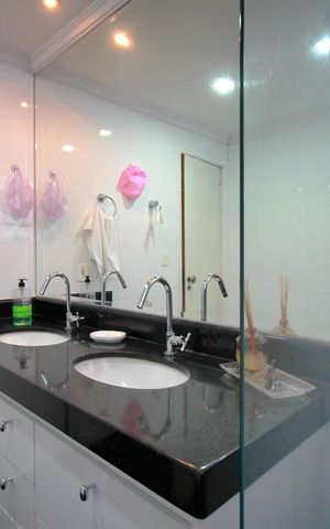 Apartamento à venda com 300m², 4 quartos e 2 vagasBanheiro Social