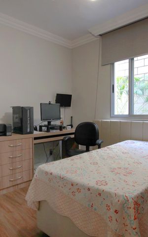 Apartamento à venda com 300m², 4 quartos e 2 vagasQuarto 1