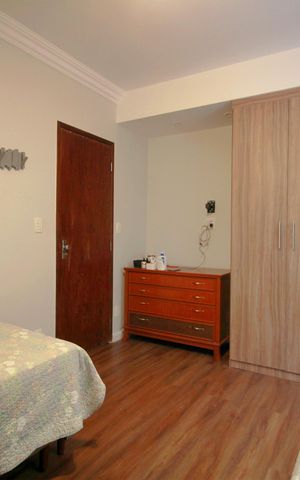 Apartamento à venda com 300m², 4 quartos e 2 vagasQuarto 2