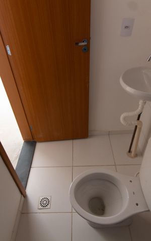 Apartamento à venda com 45m², 2 quartos e 1 vaga Apartamento à venda com 45m², 2 quartos e 1 vagaBanheiro
